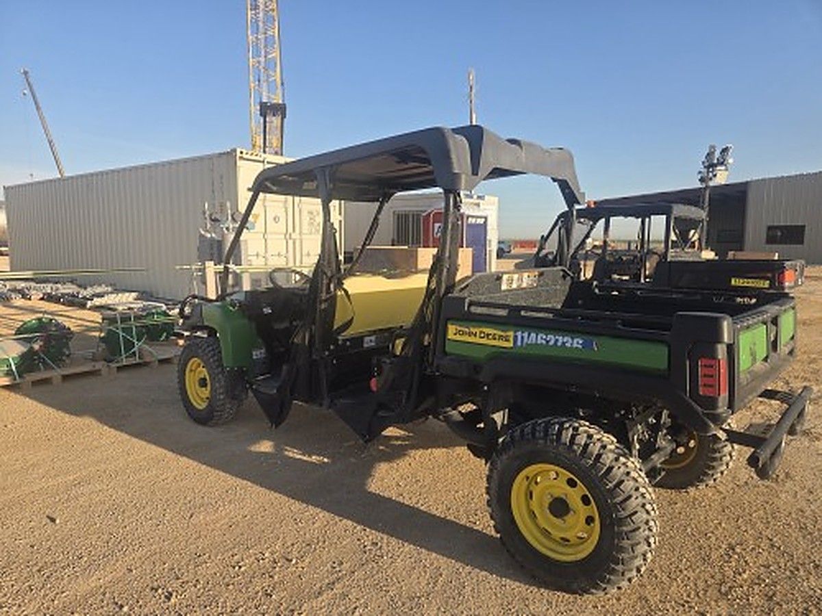 JOHN DEERE XUV855M S4 photo 4
