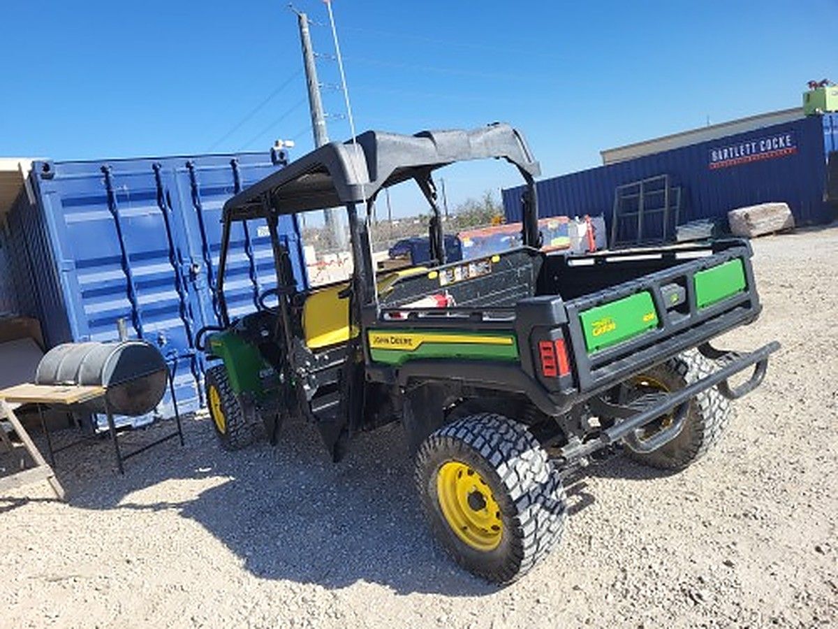 JOHN DEERE XUV855M S4 photo 6