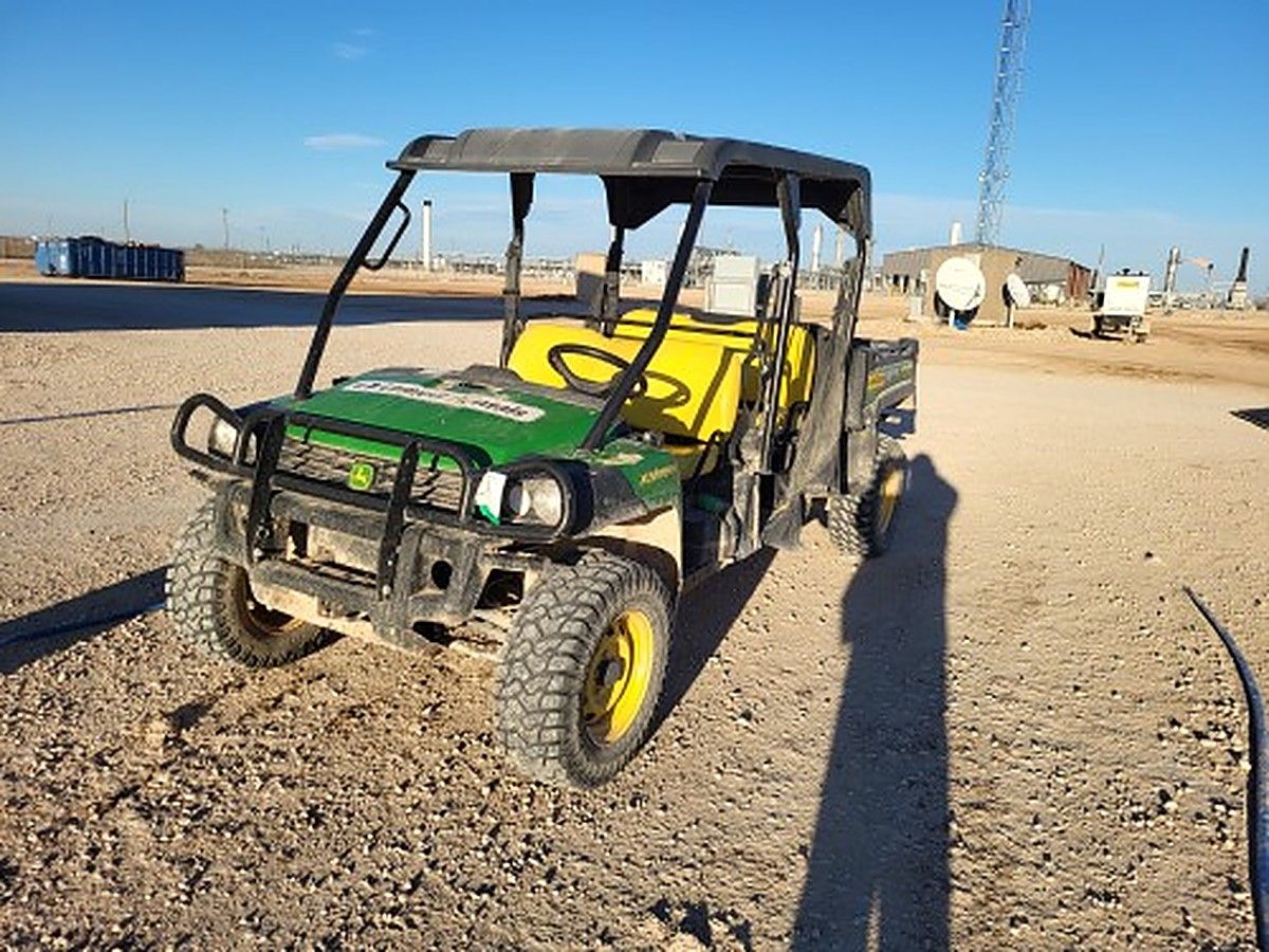 JOHN DEERE XUV855M S4 photo 3