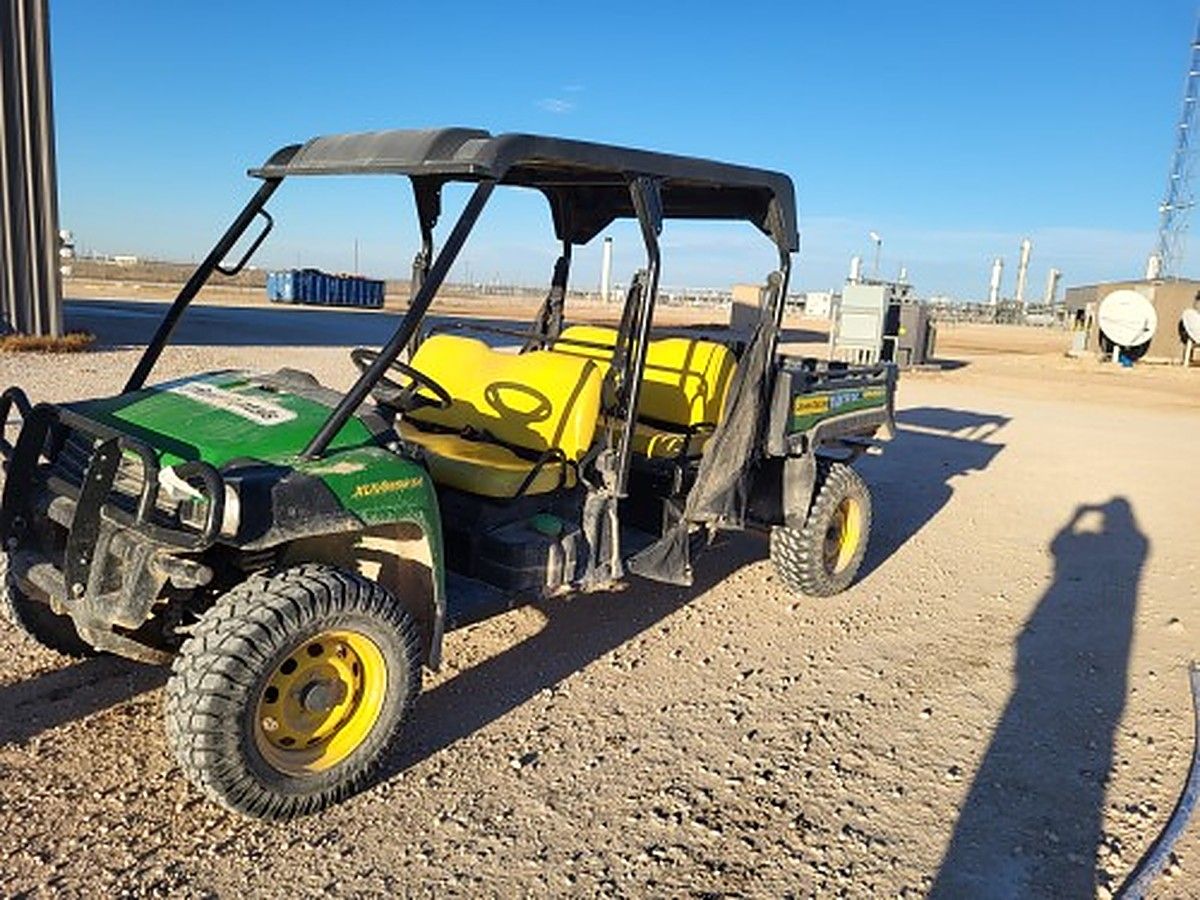 JOHN DEERE XUV855M S4 photo 4