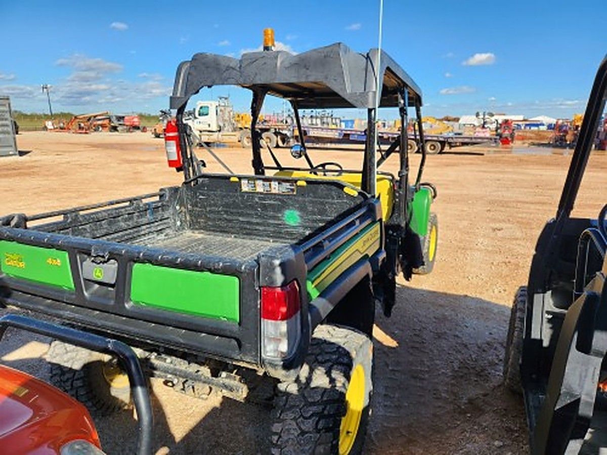 JOHN DEERE XUV855M S4 photo 2
