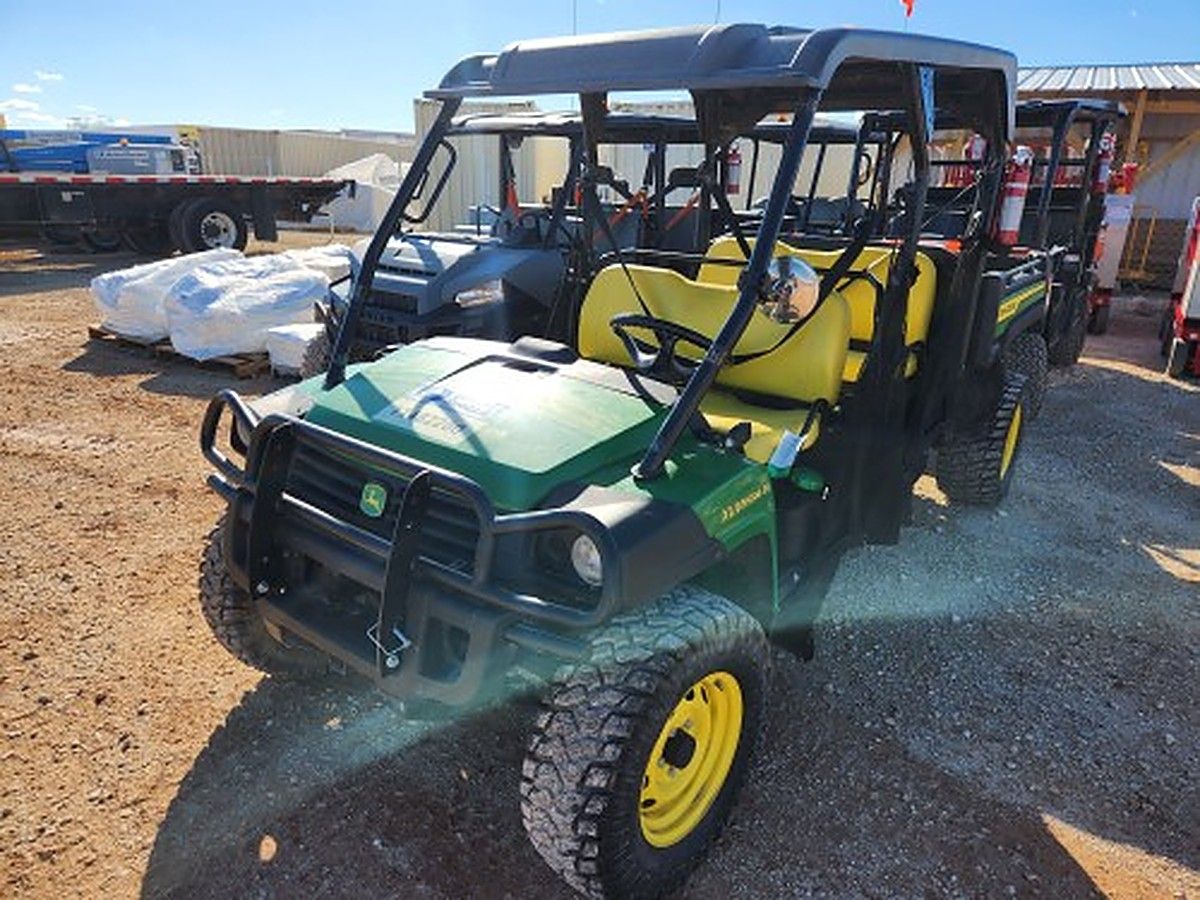 JOHN DEERE XUV855M S4 photo 4