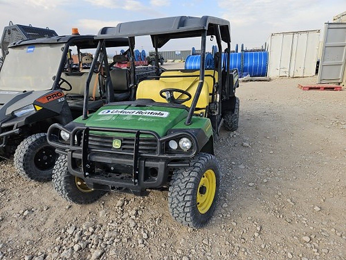 JOHN DEERE XUV855M S4 photo 2