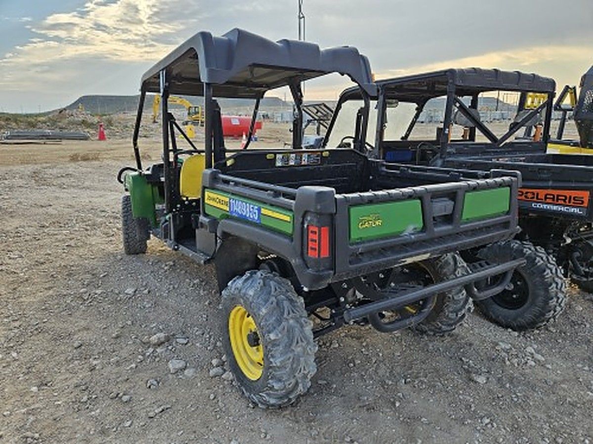JOHN DEERE XUV855M S4 photo 5