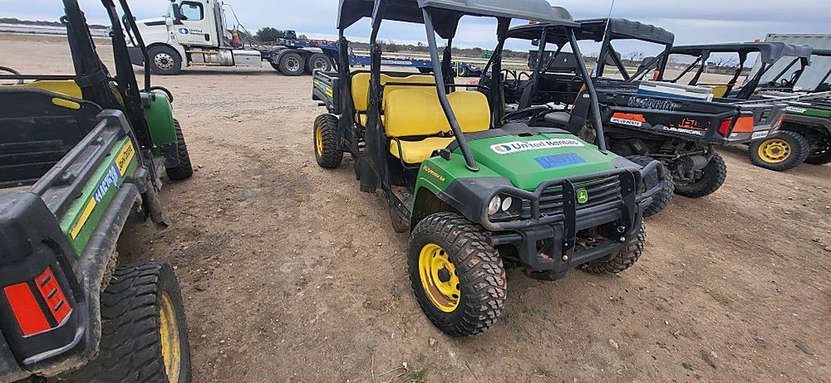 JOHN DEERE XUV855M S4 photo 4