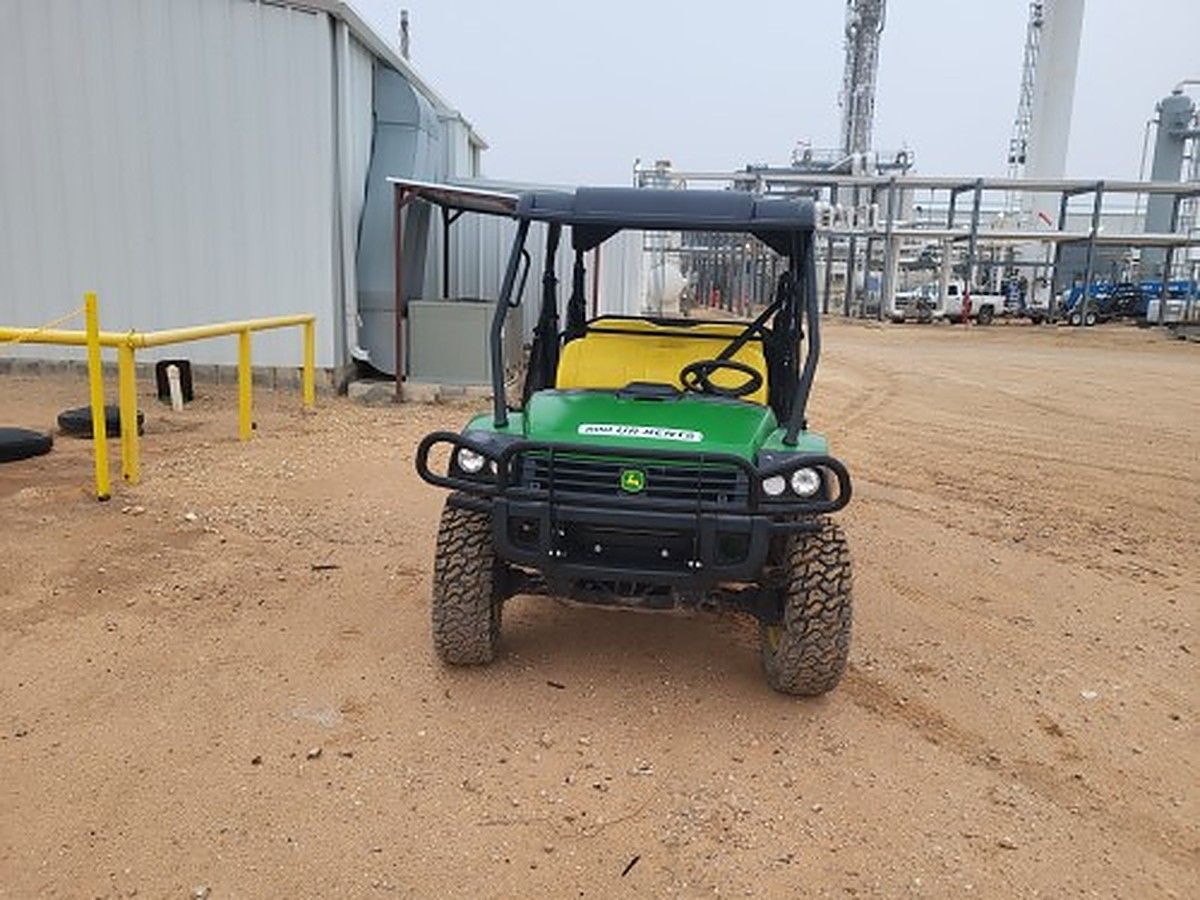 JOHN DEERE XUV855M S4 photo 3