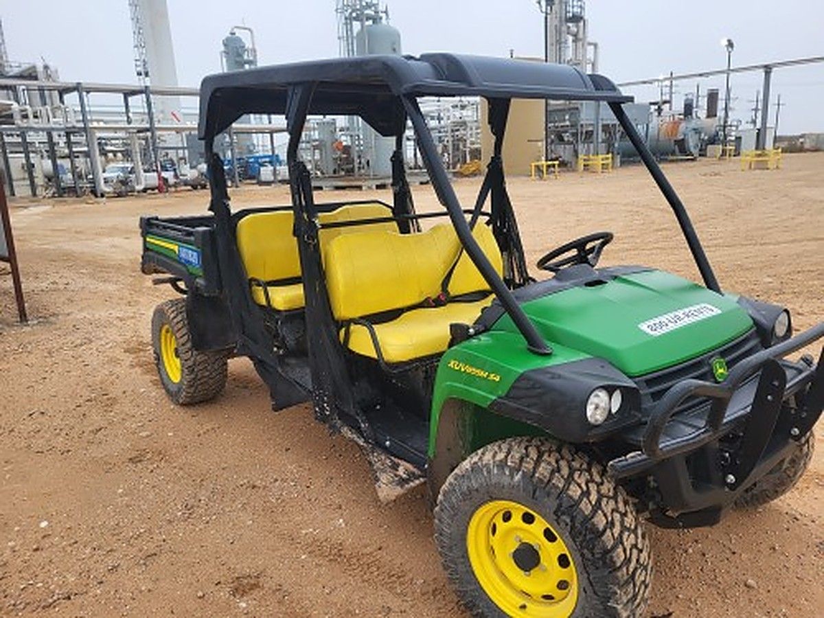 JOHN DEERE XUV855M S4 photo 4