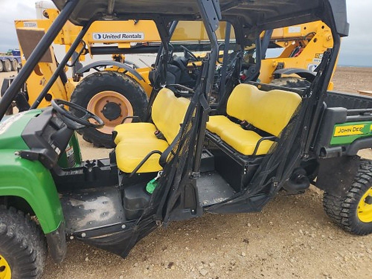 JOHN DEERE XUV855M S4 photo 5