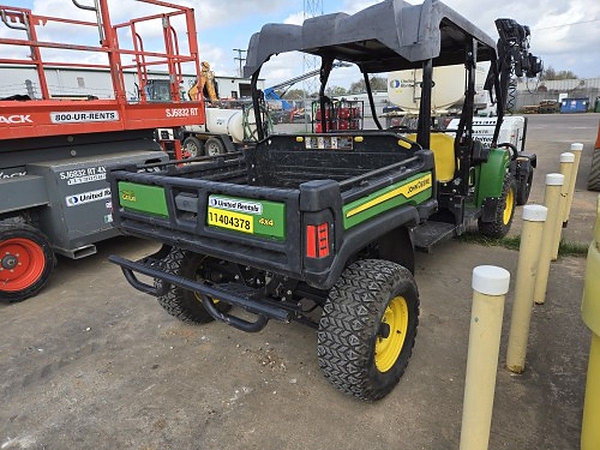 JOHN DEERE XUV855M photo 5