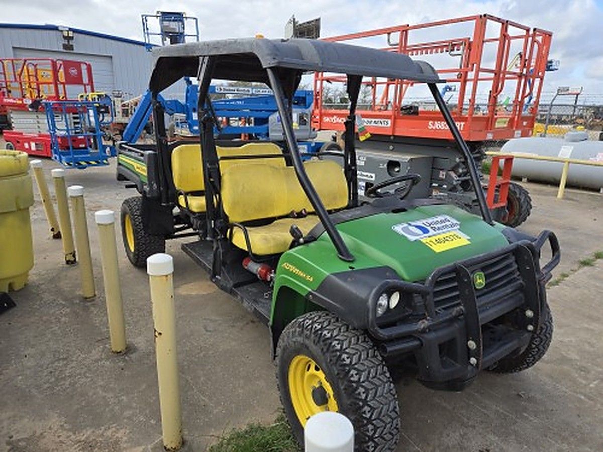 JOHN DEERE XUV855M photo 6