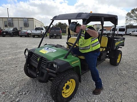 2022 JOHN DEERE XUV855M for sale