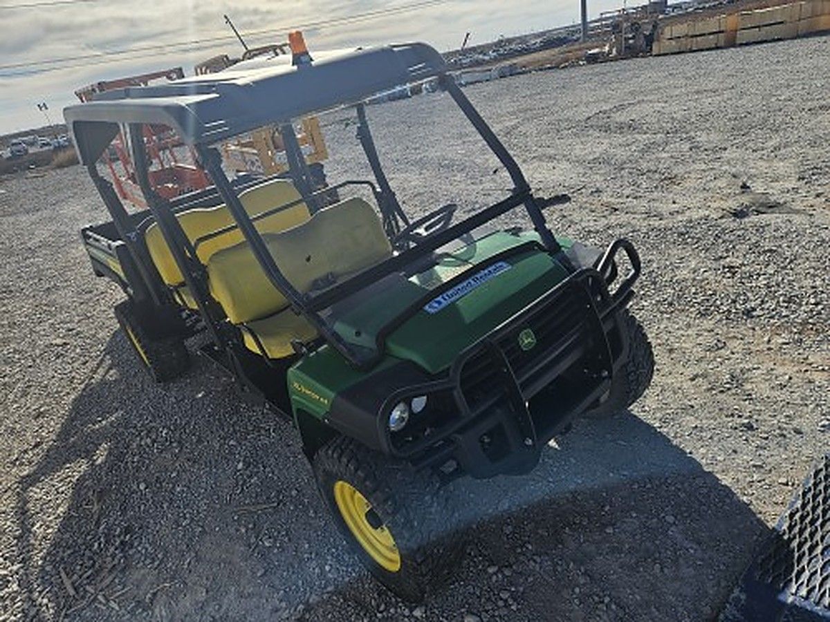 JOHN DEERE XUV855M photo 5