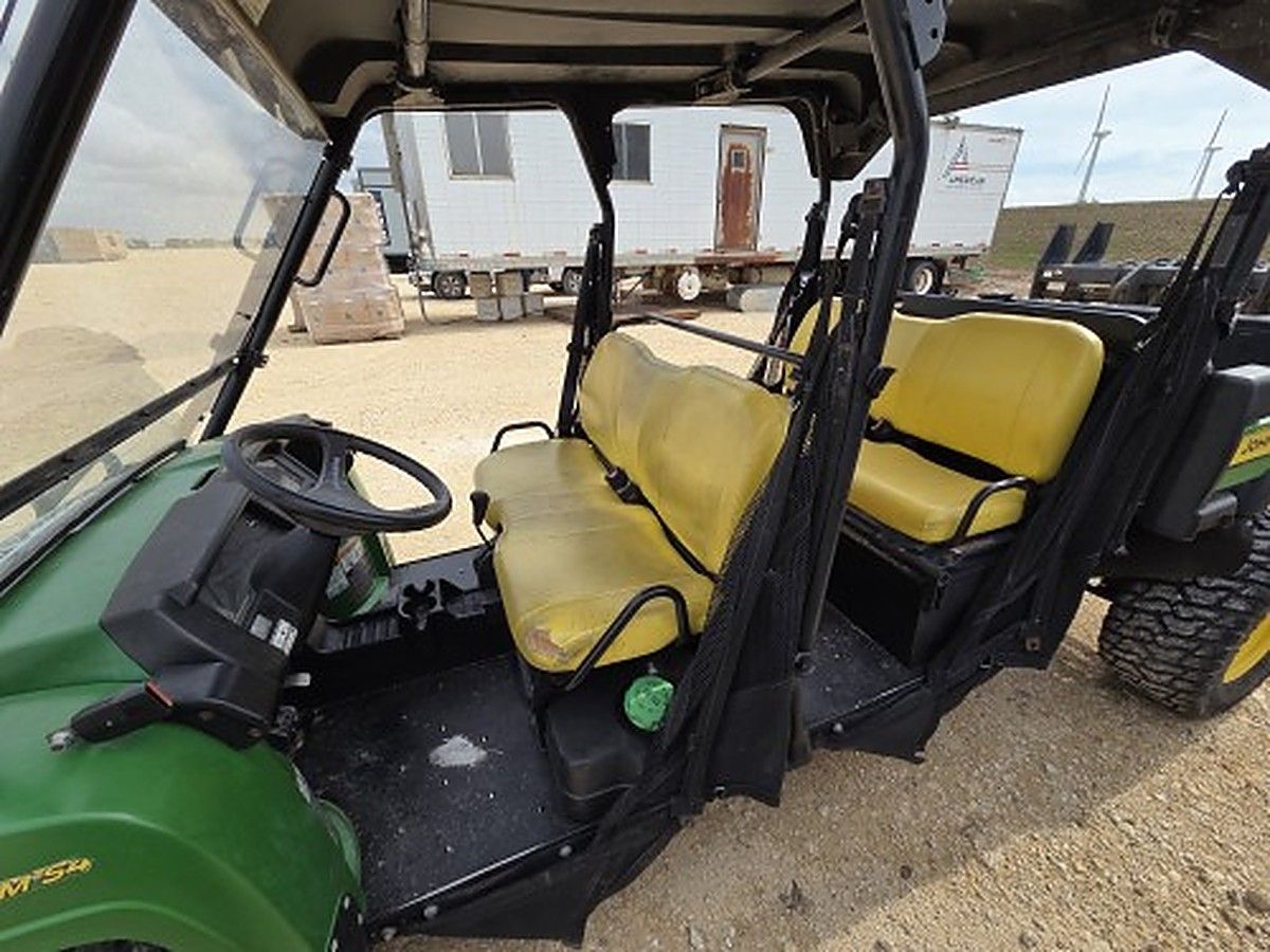 JOHN DEERE XUV855M photo 10