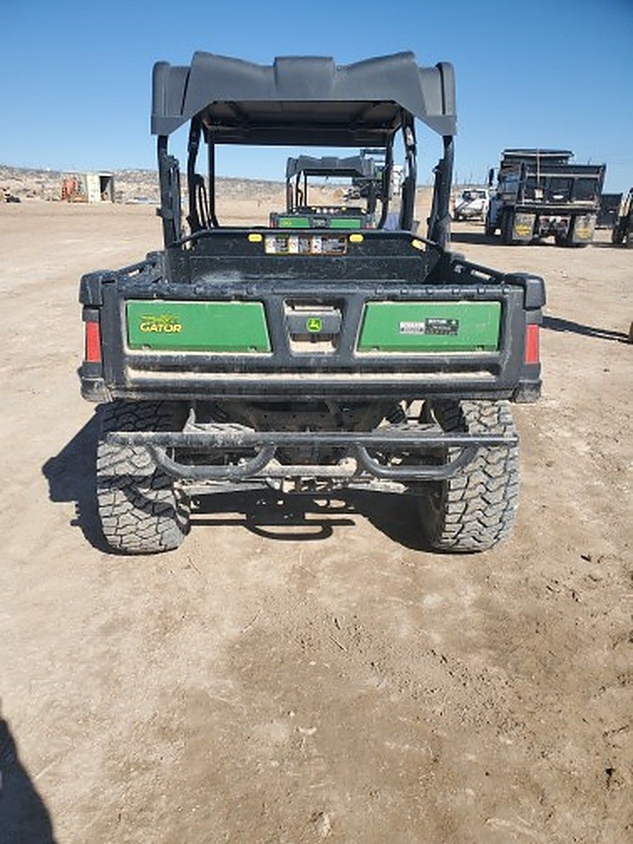 JOHN DEERE XUV855M photo 3