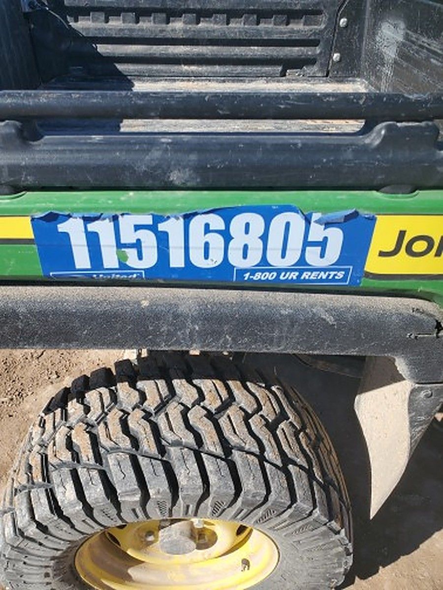 JOHN DEERE XUV855M photo 4