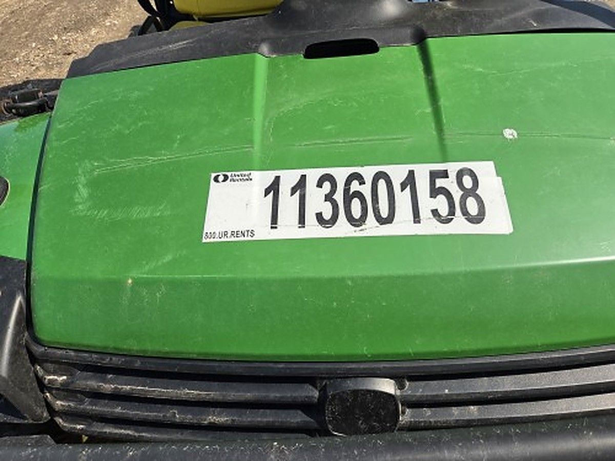 JOHN DEERE XUV855MS4 photo 4