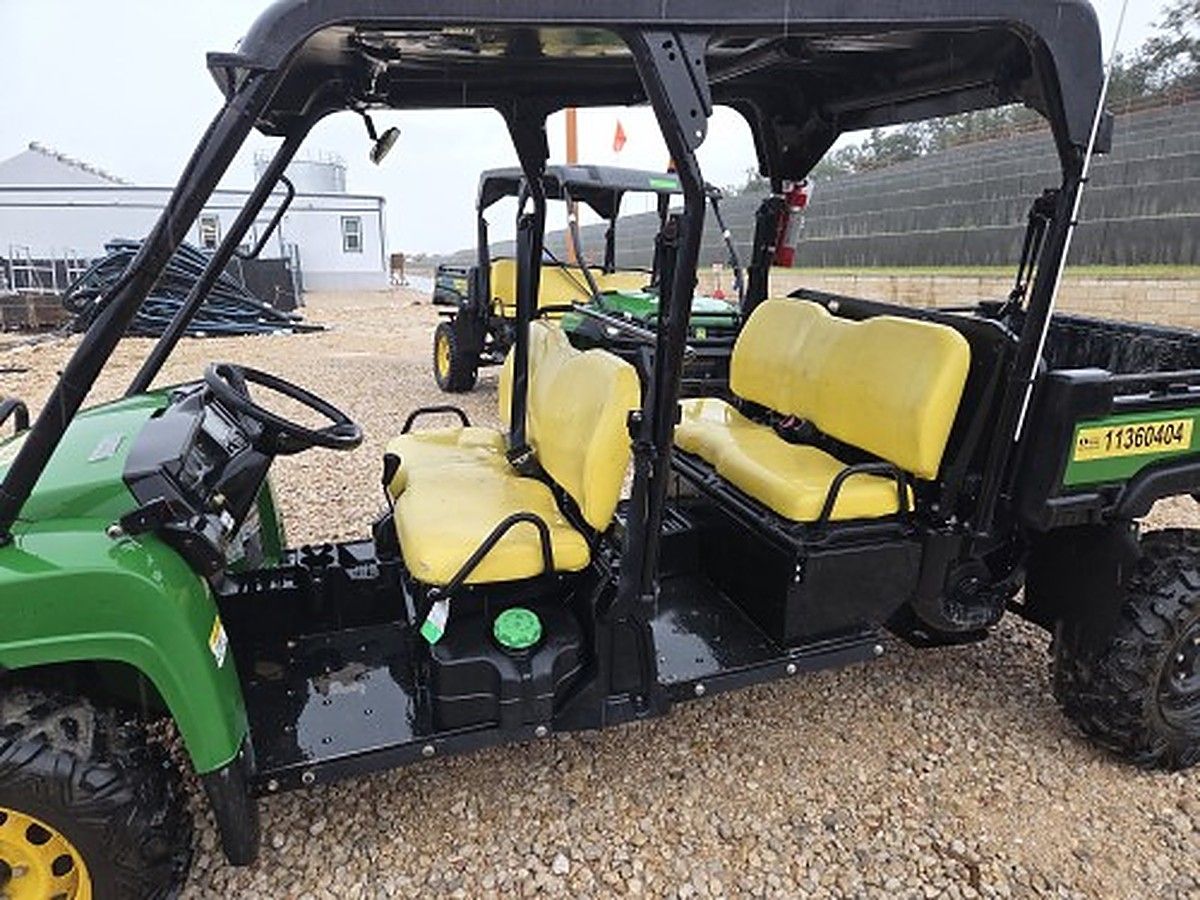 JOHN DEERE XUV855MS4 photo 3
