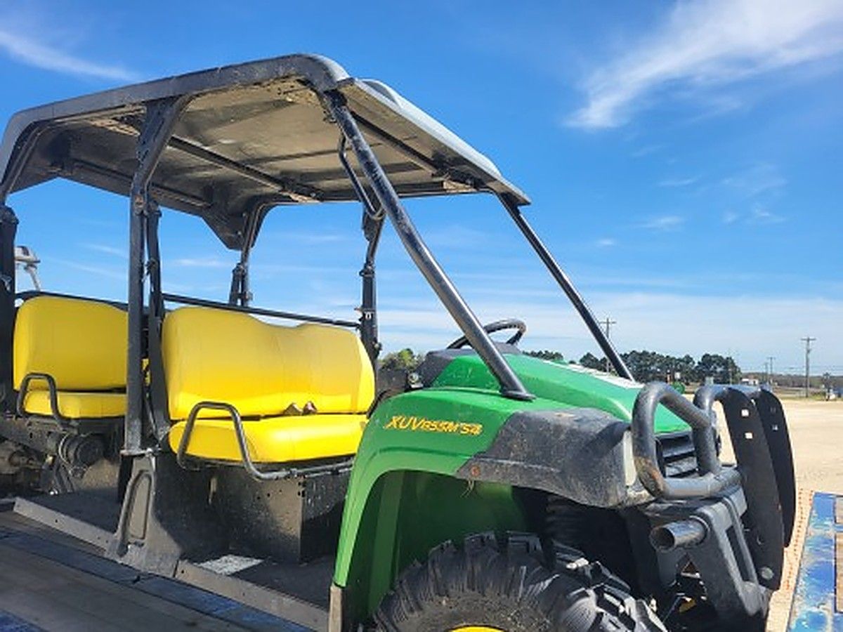JOHN DEERE XUV855MS4 photo 4