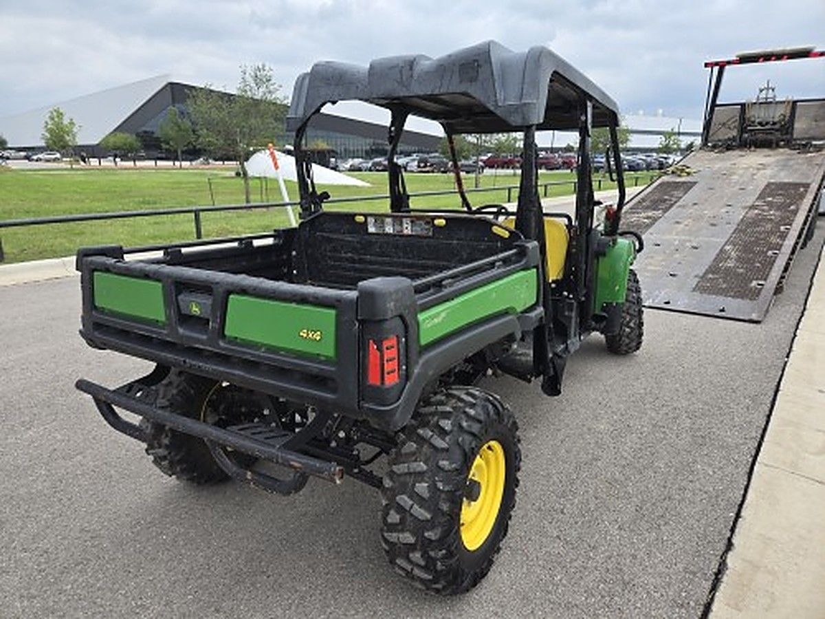 JOHN DEERE XUV855MS4 photo 3