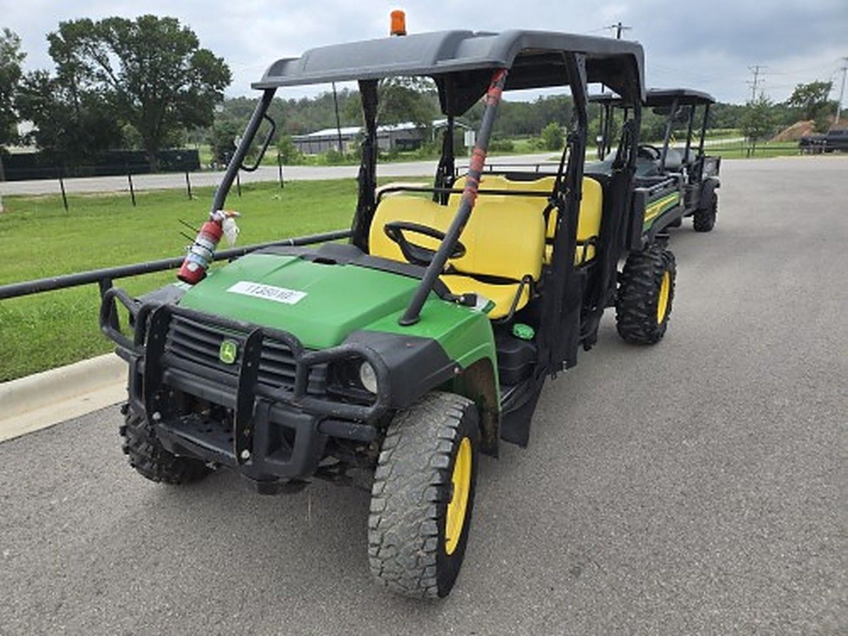 JOHN DEERE XUV855MS4 photo 5