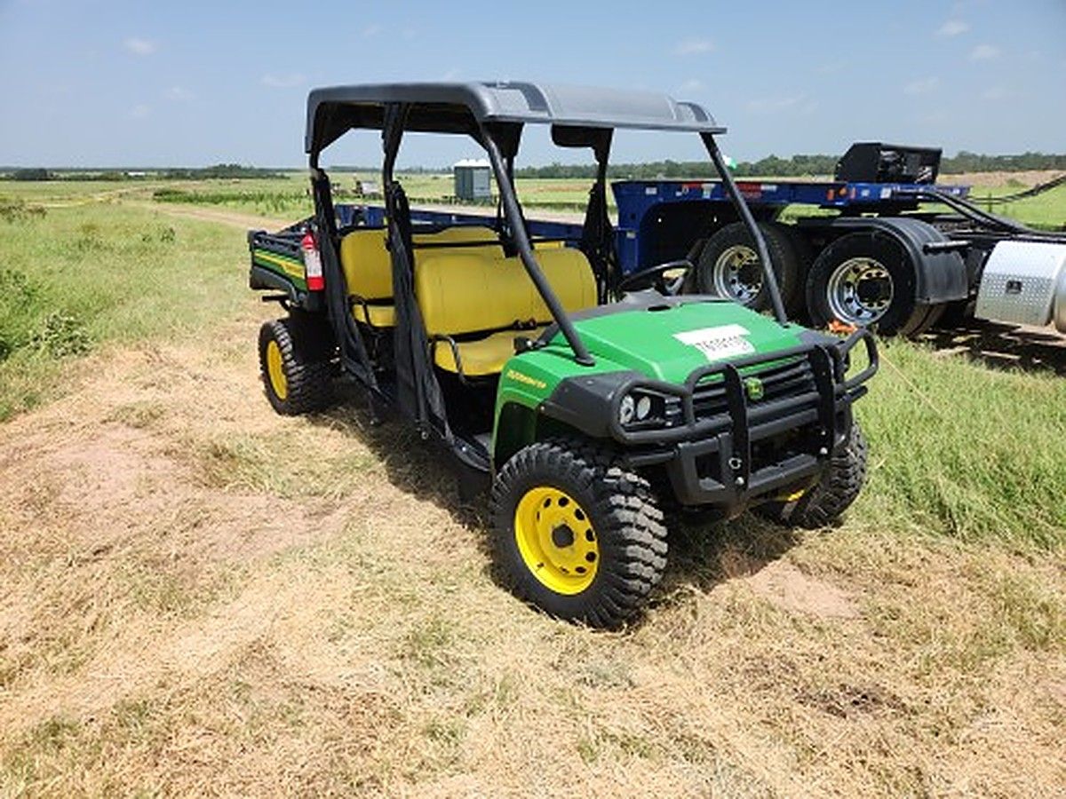 JOHN DEERE XUV855MS4 photo 4