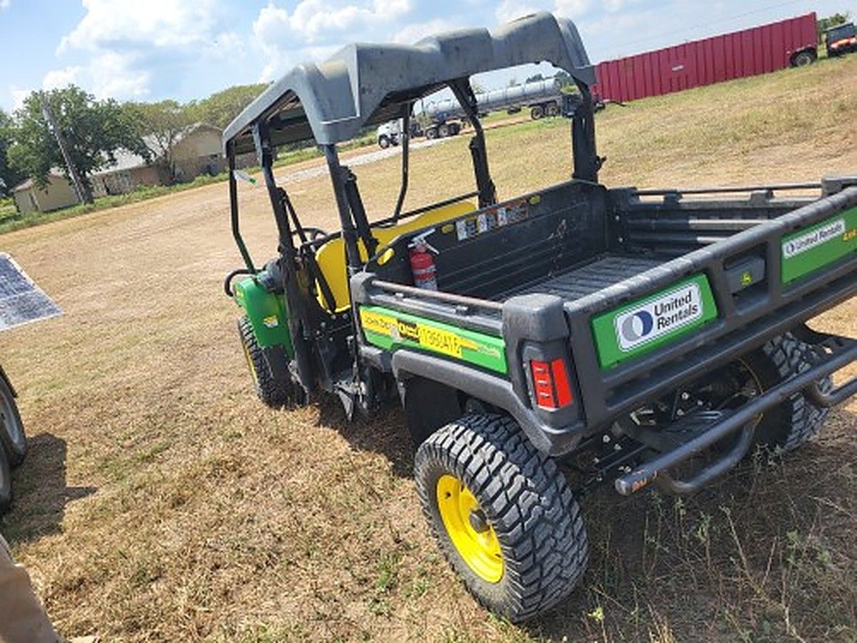JOHN DEERE XUV855MS4 photo 5