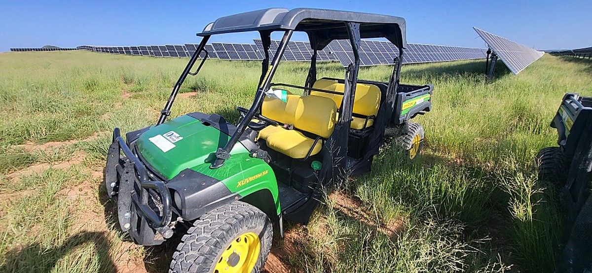 JOHN DEERE XUV855MS4 photo 8