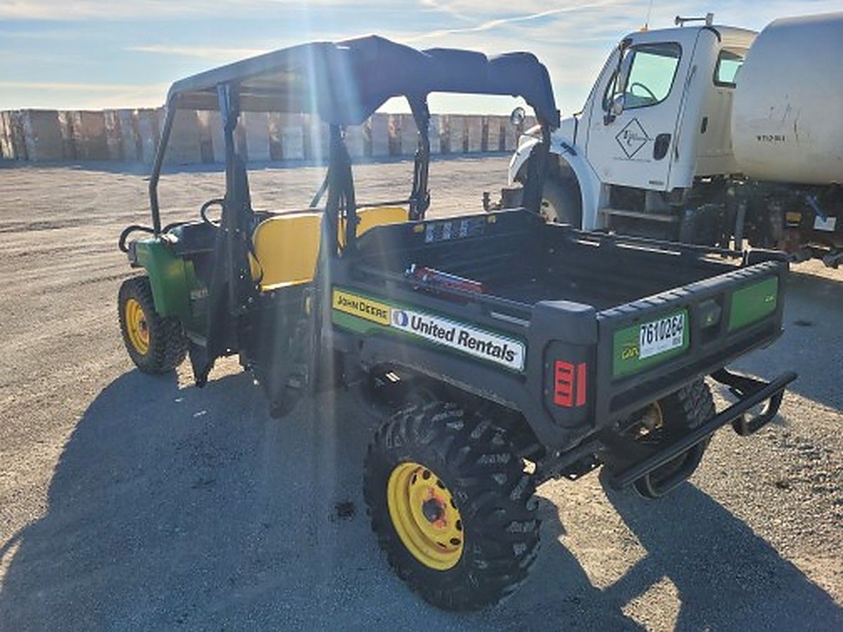 JOHN DEERE XUV855MS4 photo 3