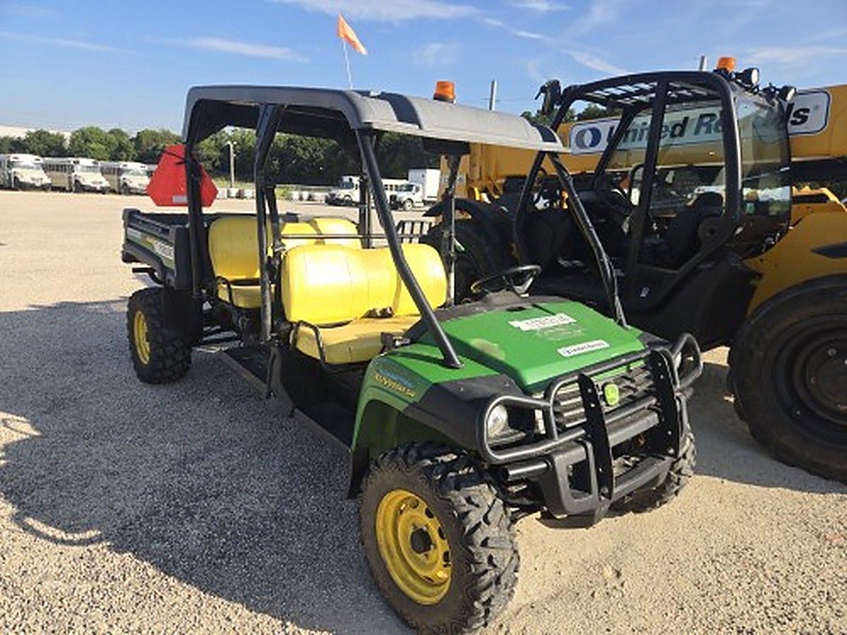 JOHN DEERE XUV855MS4 photo 2
