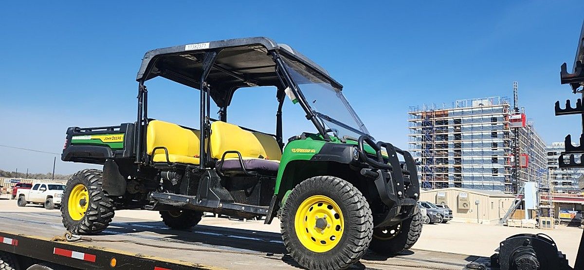 JOHN DEERE XUV855MS4 photo 4