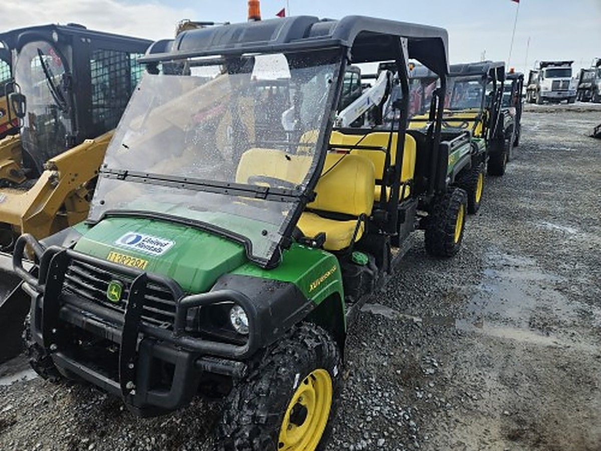 JOHN DEERE XUV855MS4 photo 4