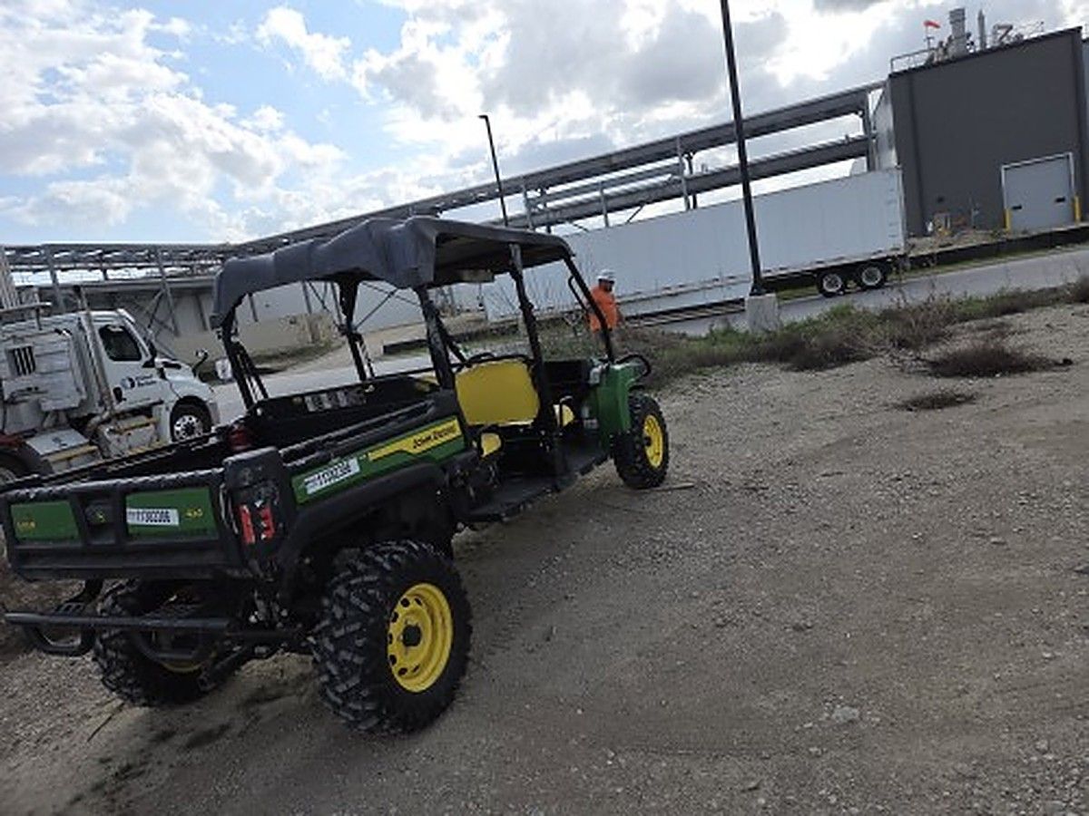 2022 JOHN DEERE XUV855MS4 for sale in Las Vegas, NV