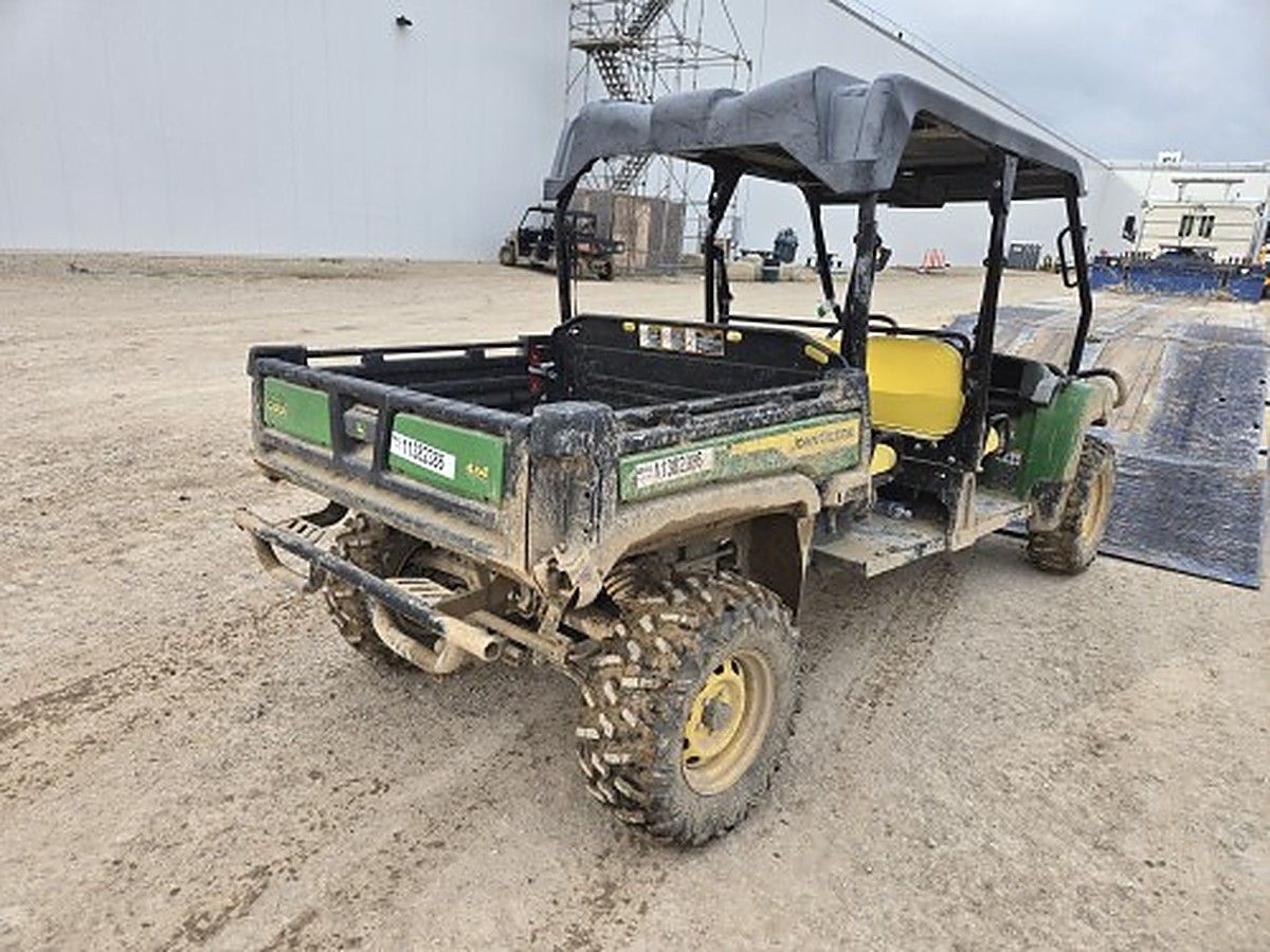 JOHN DEERE XUV855MS4 photo 8