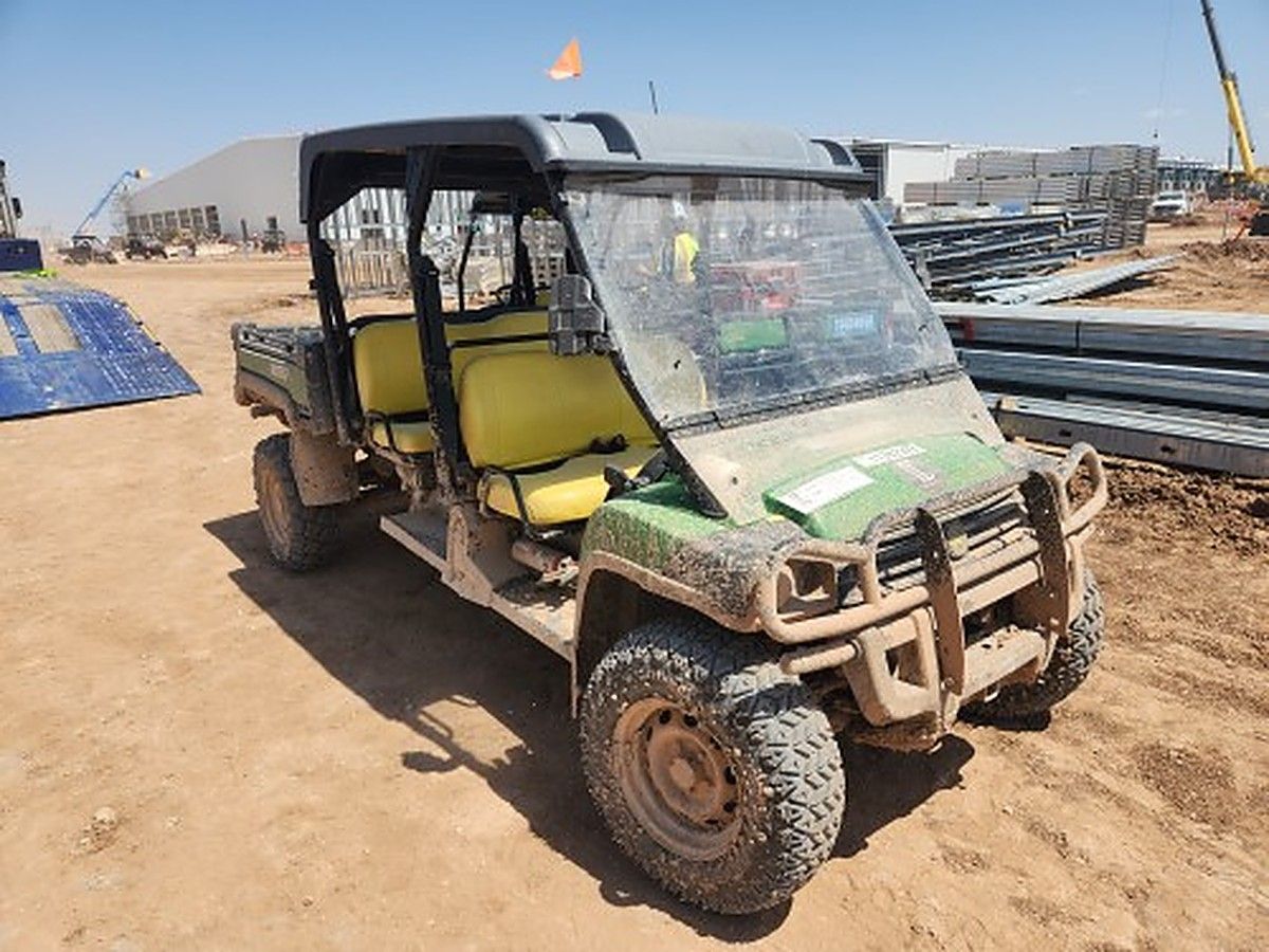 JOHN DEERE XUV855MS4 photo 6