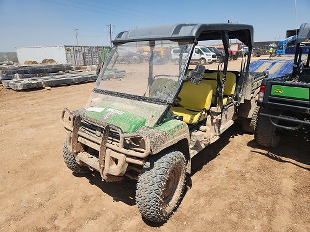 JOHN DEERE XUV855MS4 photo 8