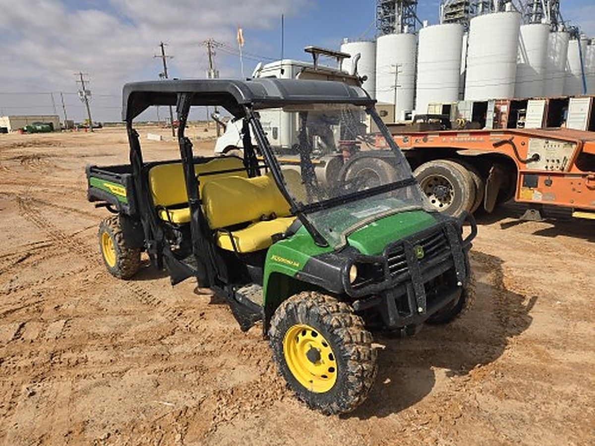 JOHN DEERE XUV855MS4 photo 4