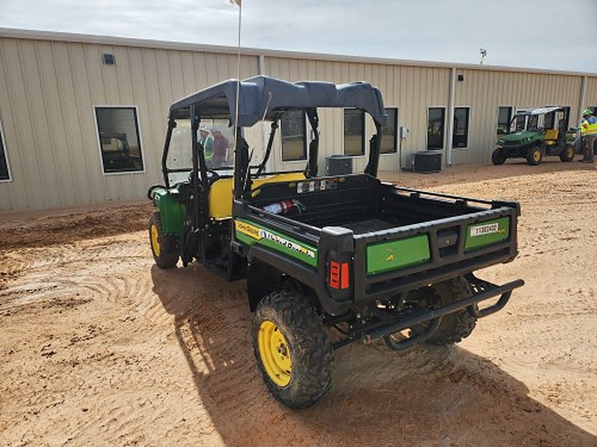 JOHN DEERE XUV855MS4 photo 5