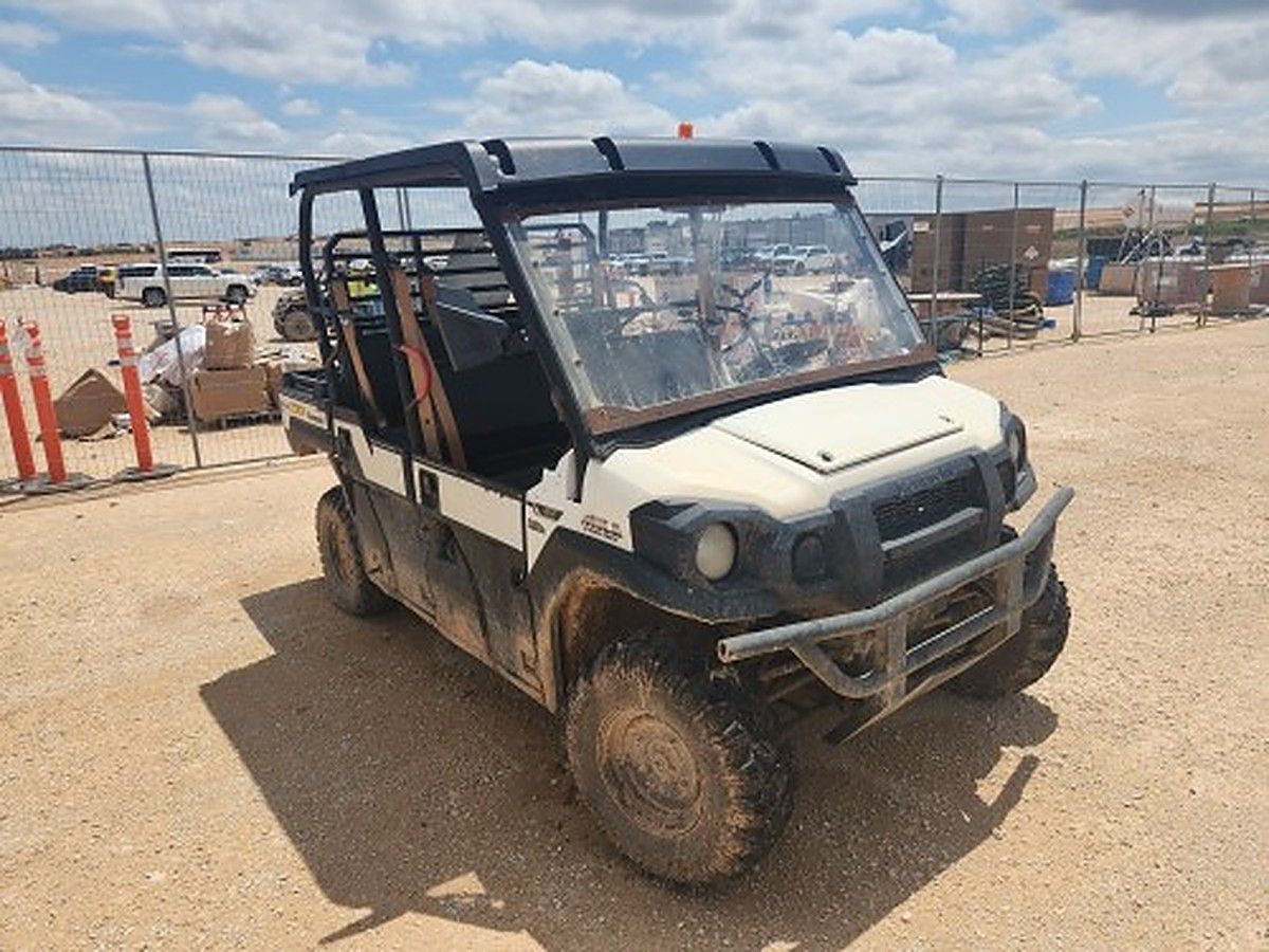 KAWASAKI MULE PRO-DXT FE photo 2