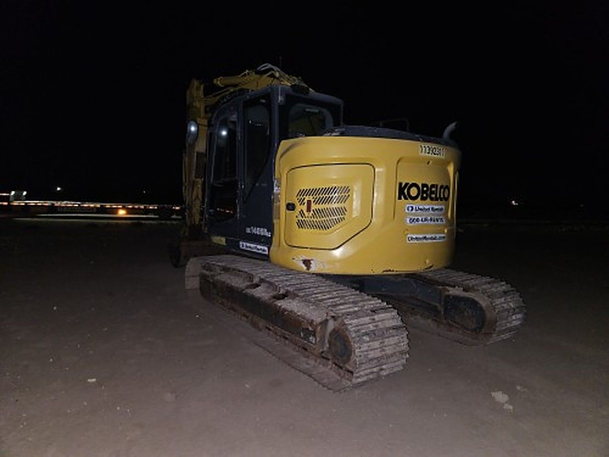 KOBELCO SK140SR-7 photo 5