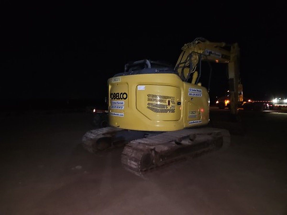 KOBELCO SK140SR-7 photo 6
