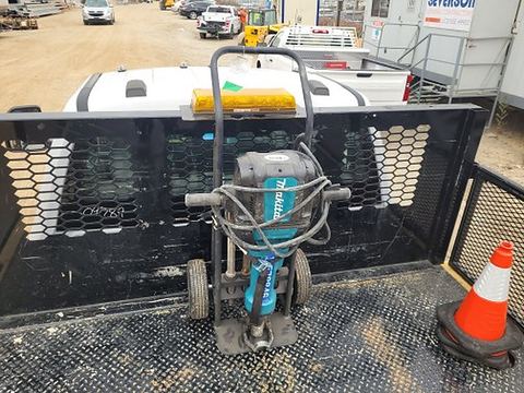 2022 MAKITA HM1812X3 Demo Hammer 60# Electric