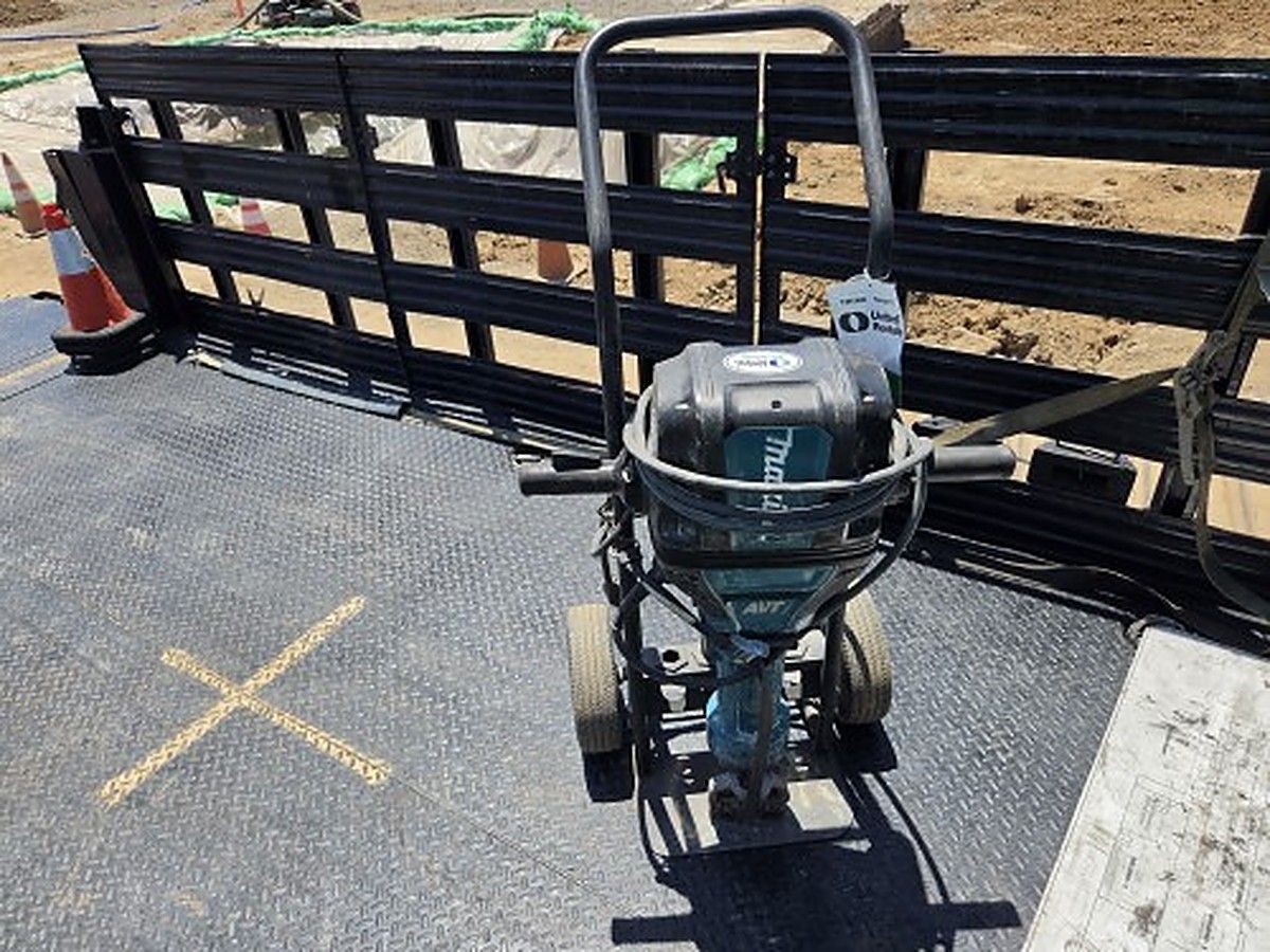 MAKITA HM1812X3 photo 4