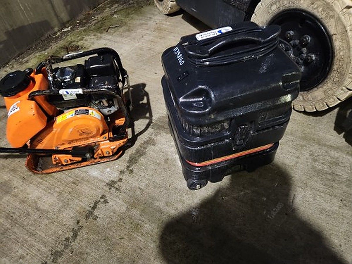 MI-T-M MV-1300-0MEV photo 2