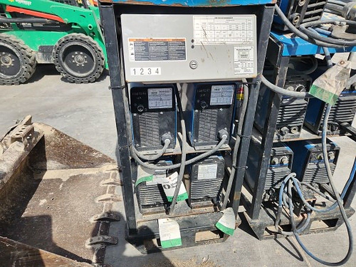 MILLERELEC CST280 4PK RACK photo 2