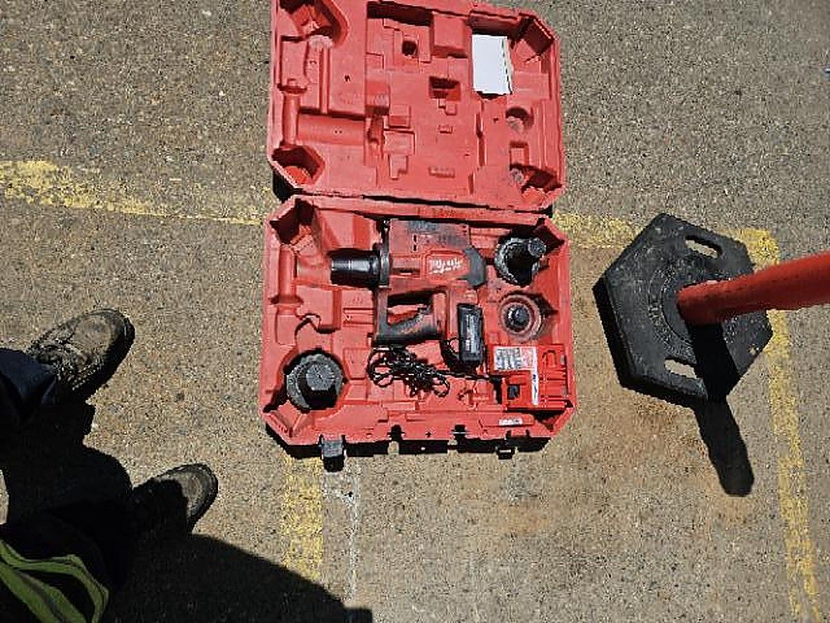 MILWAUKEE 2633-22HD photo 2