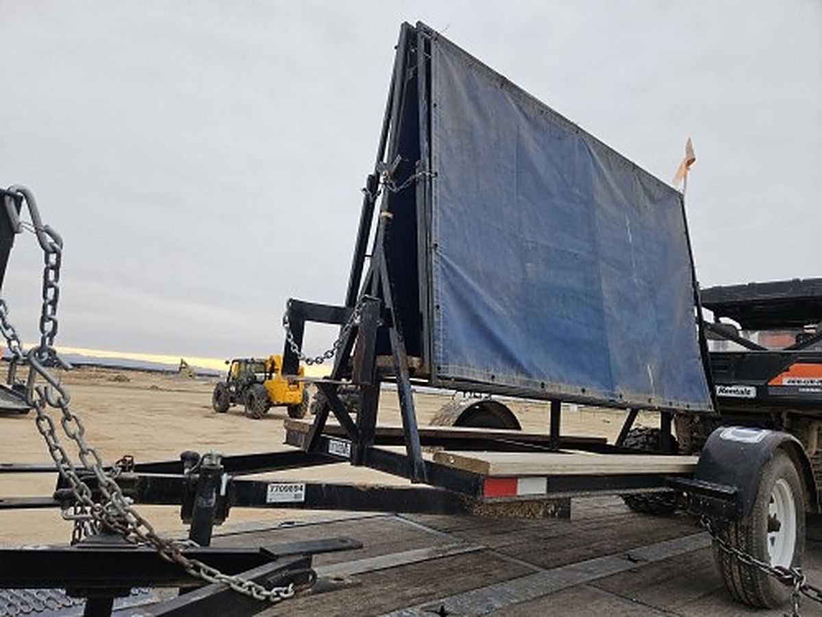 MONTY SHADETRAILER photo 2