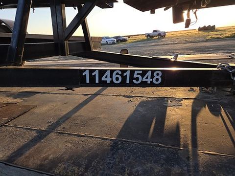 2022 MONTY SHADETRAILER Trailer Shade With Bench And Canopy