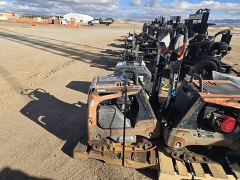 2022 MULTIQUIP MVH408GH Vib Plate Reversible 11000-13999# Impact