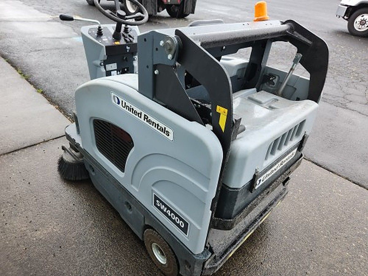 NILFISK SW4000 49 photo 6