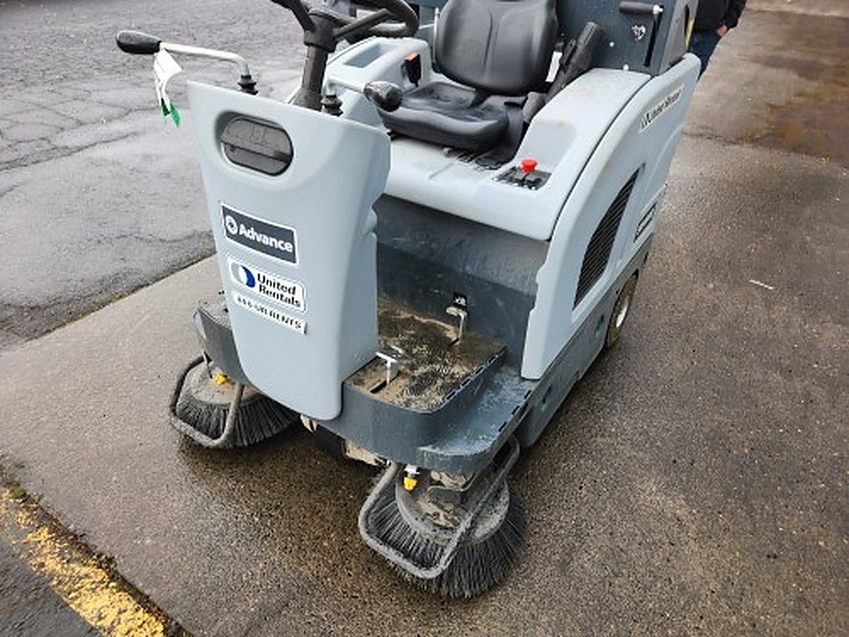 NILFISK SW4000 49 photo 8